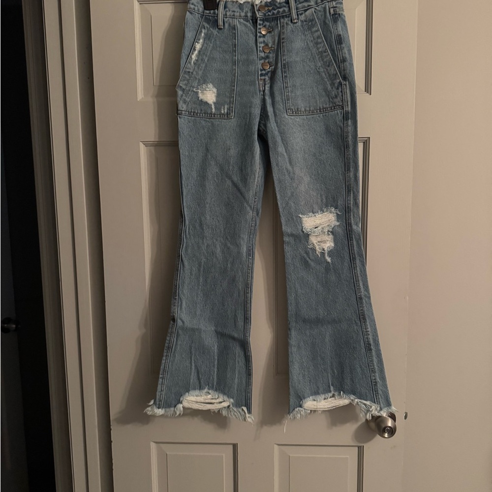 Stylish Distressed Flare Jeans in Blue
